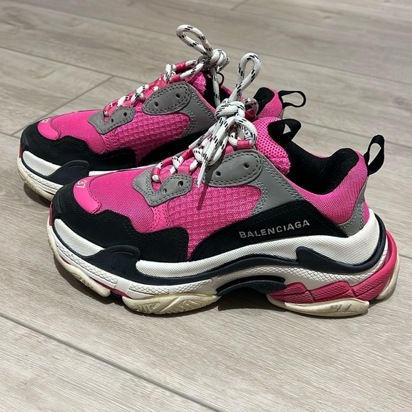 Balenciaga Triple S sneakers - Picture 1 of 7